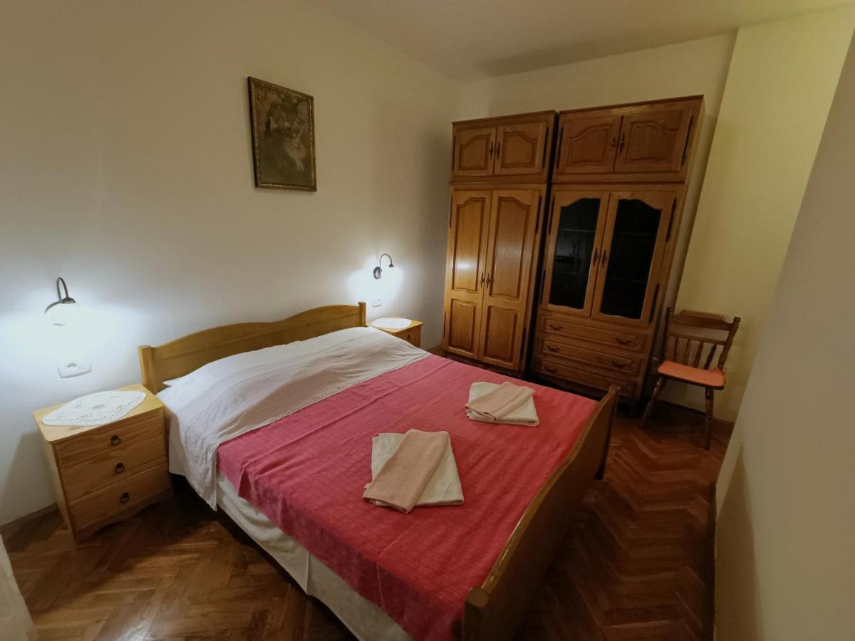 Apartment Pletikos プレマントゥーラ エクステリア 写真