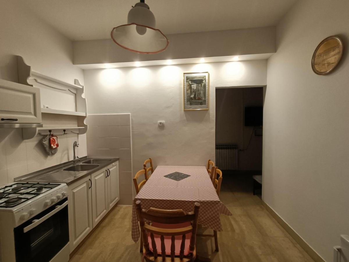 Apartment Pletikos プレマントゥーラ エクステリア 写真