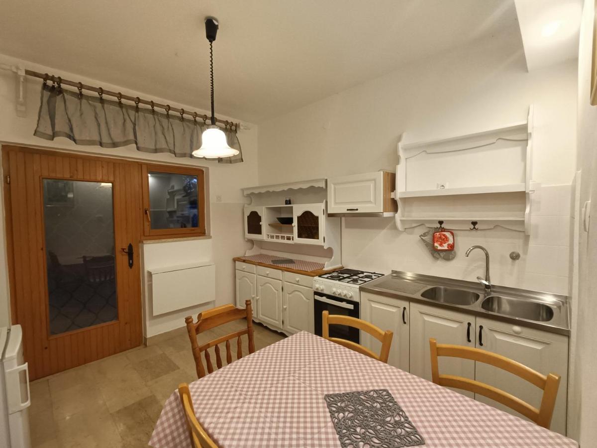Apartment Pletikos プレマントゥーラ エクステリア 写真